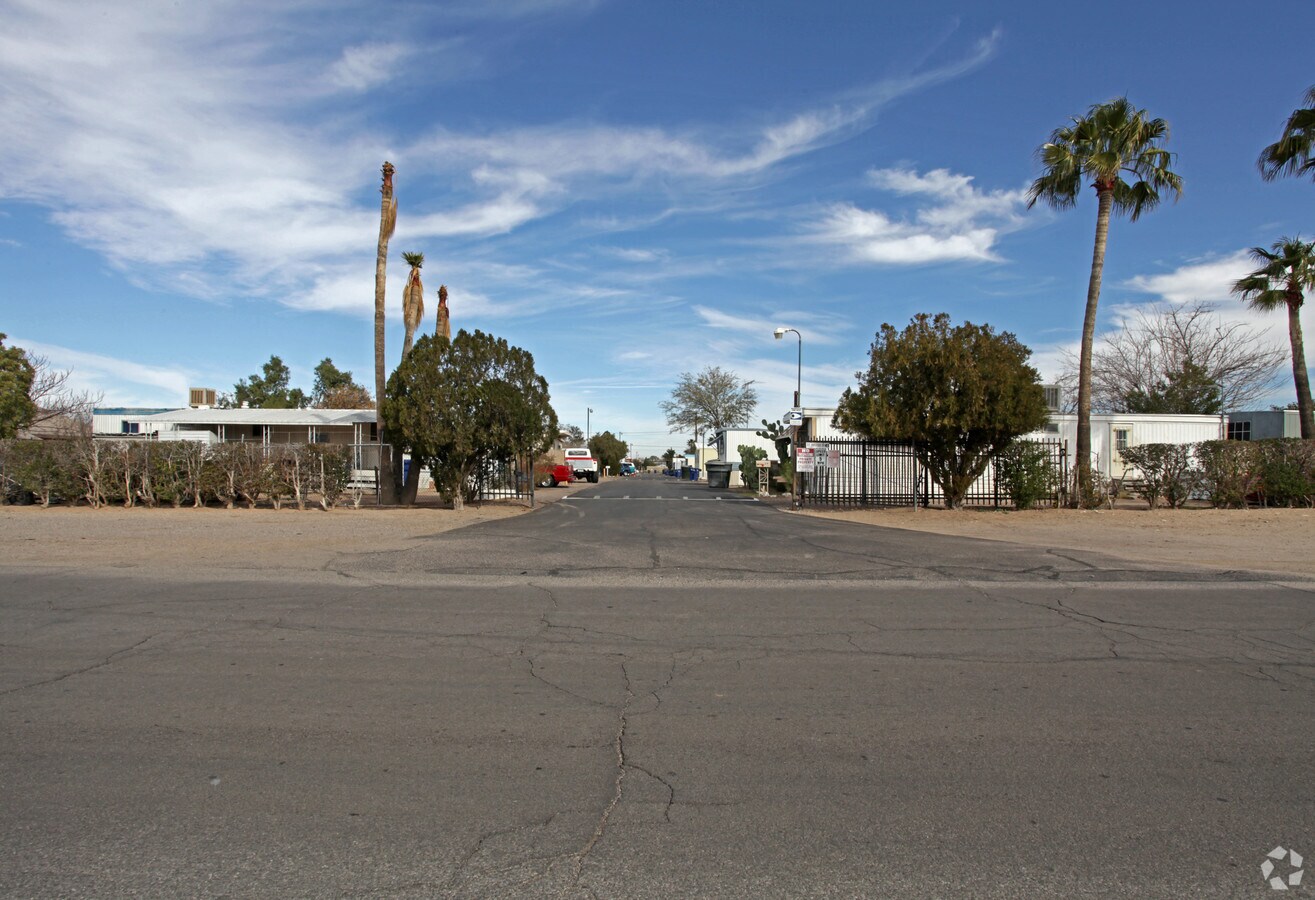 Photo - Las Palmas Mobile Home Park