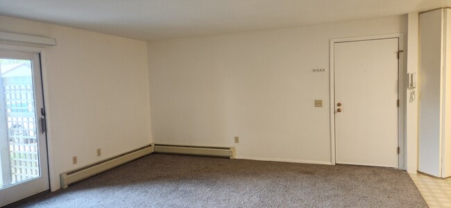 Photo - 5586 Guilford Rd Unit 2