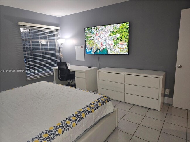 Photo - 2171 NE 66th St Unit 827