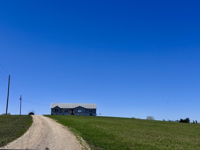 Photo - 3690 Old Airport Rd