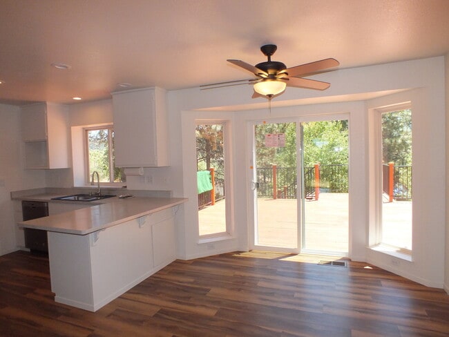 Photo - Apple Hill 3/2 cottage