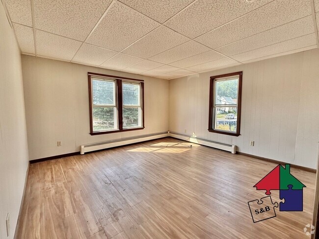 Building Photo - 63 Brook St Unit #2 Rental