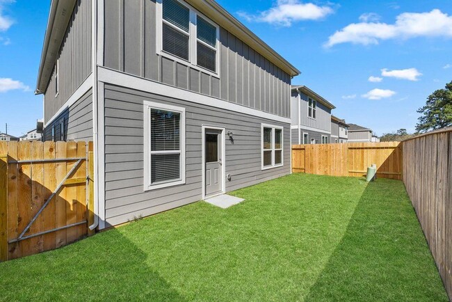 Building Photo - 11751 Armadale Dr
