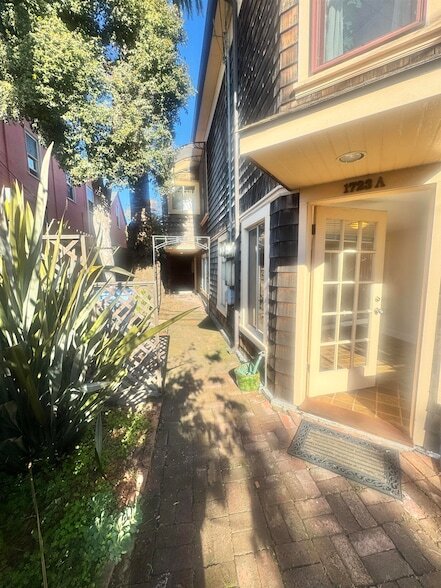 Photo - 1723 Carleton St Unit A