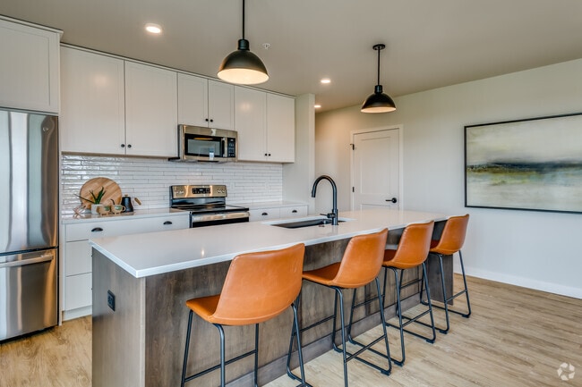 2-BR-2-BA-1386SF