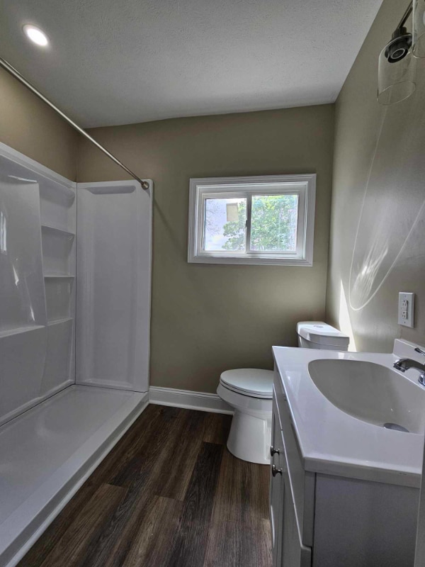 Photo - 233 W Madison St Unit 4