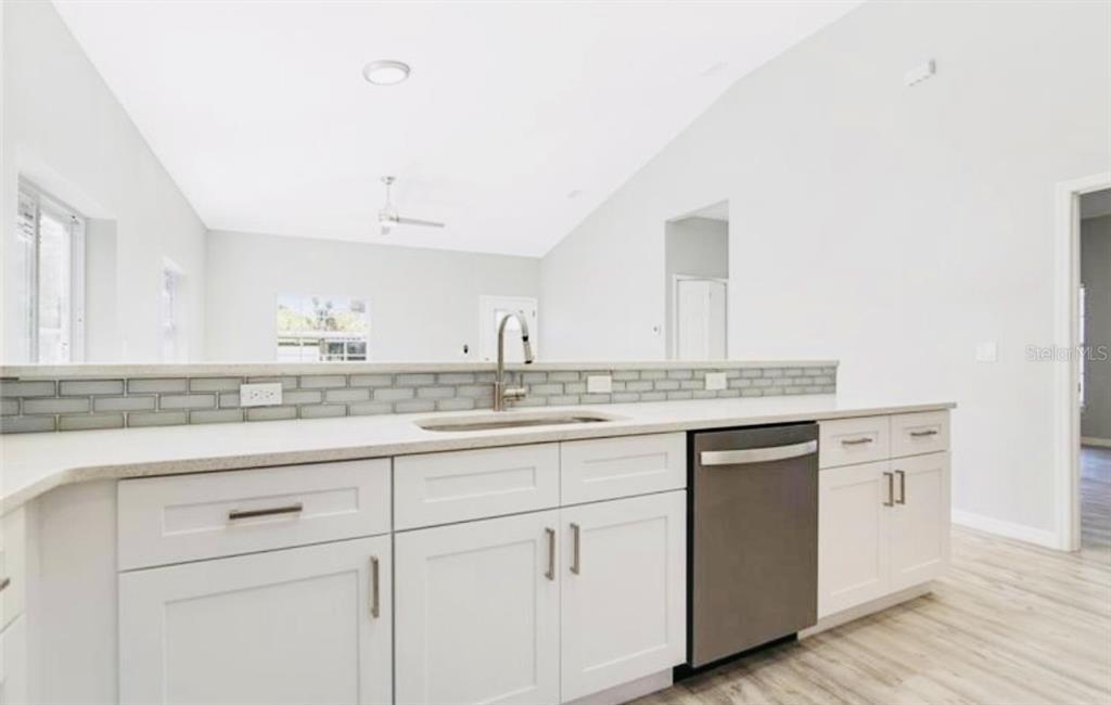 Photo - 617 Holmes Ave