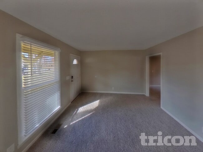 Photo - 1706 Deerrun Rd