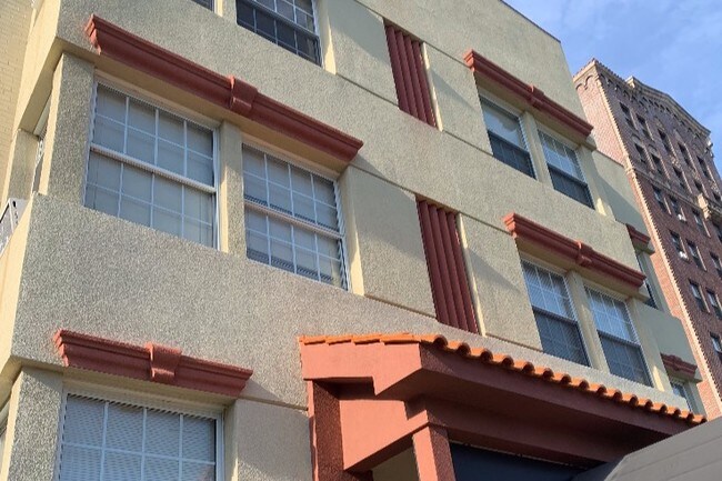 Building Photo - 65 Prospect St Unit B3