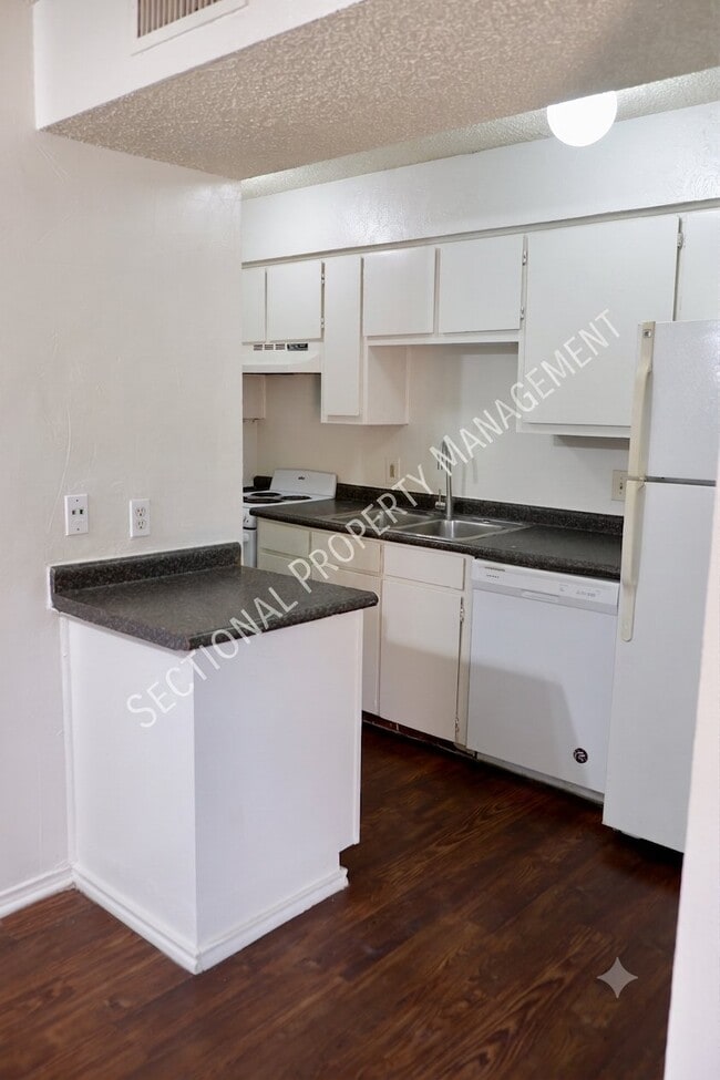 Photo - 715-719 N Center St Unit 719-2