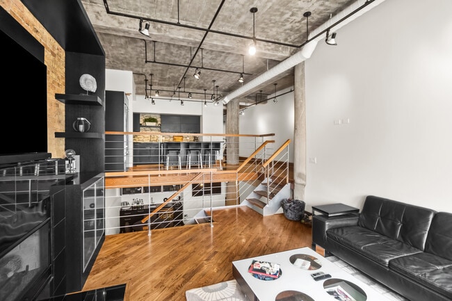 Photo - 1830 Ridge Ave Unit 103