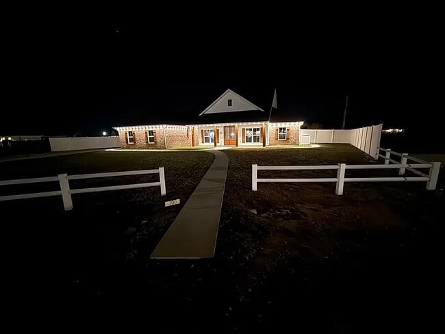 Photo - 300 N Rayleigh Dr