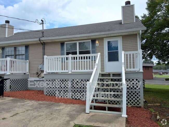 Building Photo - 211-B MICHELLE LANE Rental
