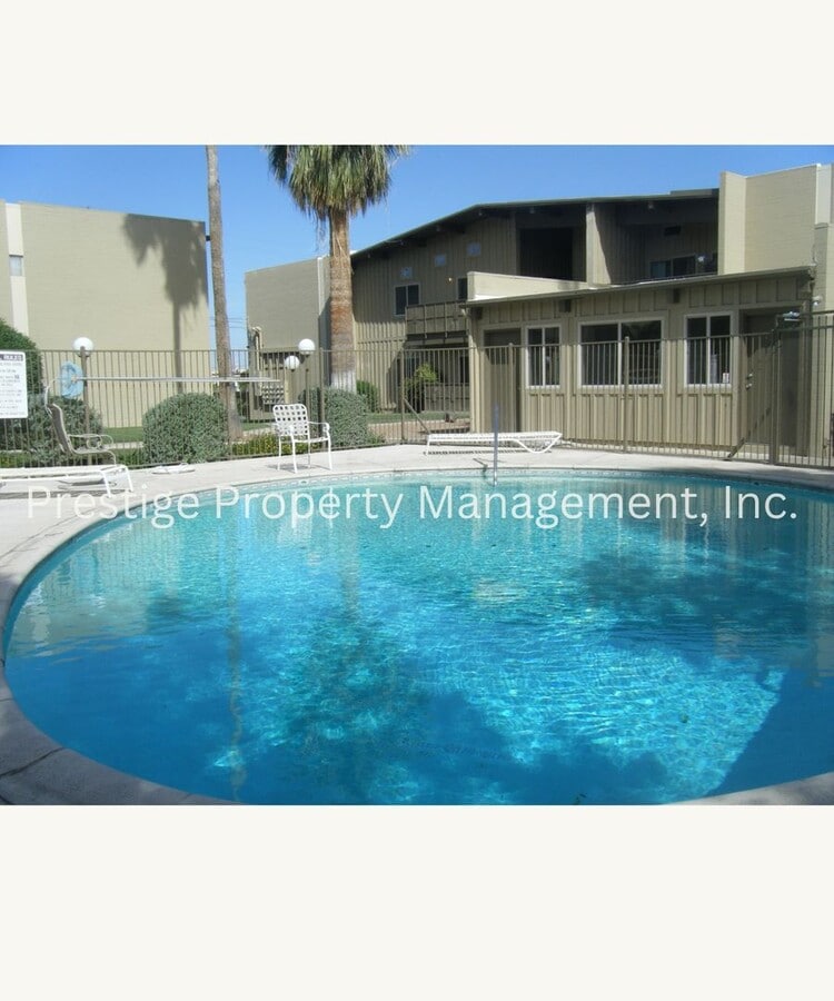 >>Central Gem With Community Pool - >>Central Gem With Community Pool