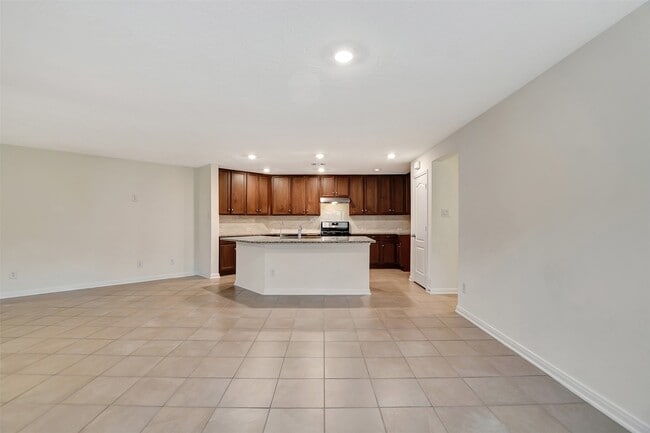 Photo - 9403 Castillo Ct