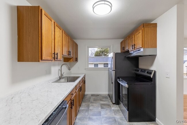 Photo - 27 Mcpherson St