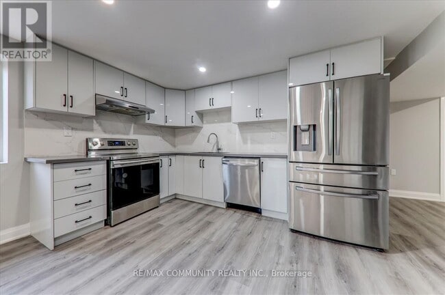 Photo - 22 Sunderland Meadows Dr