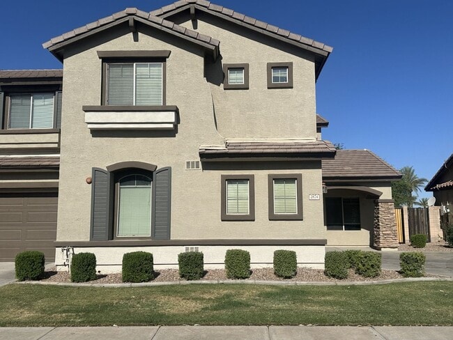 Building Photo - Spectrum in Gilbert