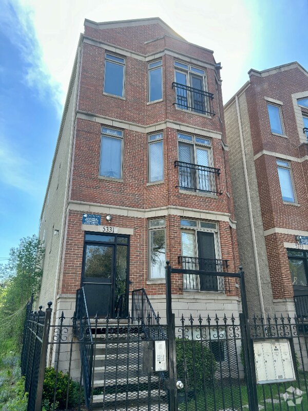 Building Photo - 5333 S Calumet Ave Rental