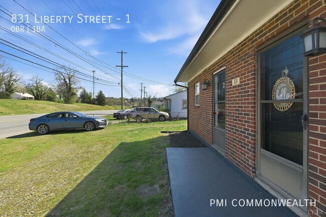831 Liberty St Unidad 1