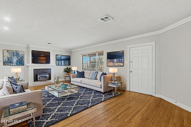 Photo - 2515 Arizona Ave