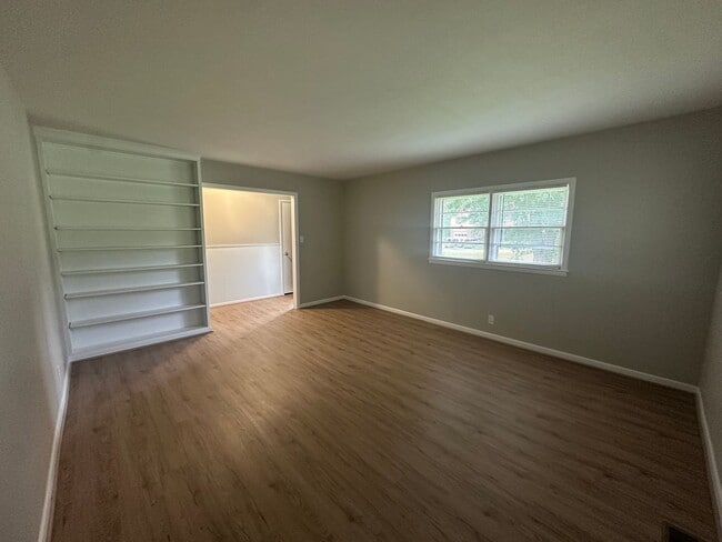 Photo - Charming Home in Saks