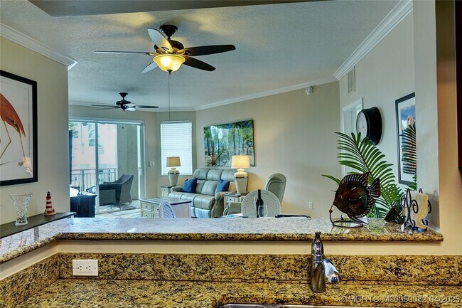 Photo - 975 NW Flagler Ave Unit 306