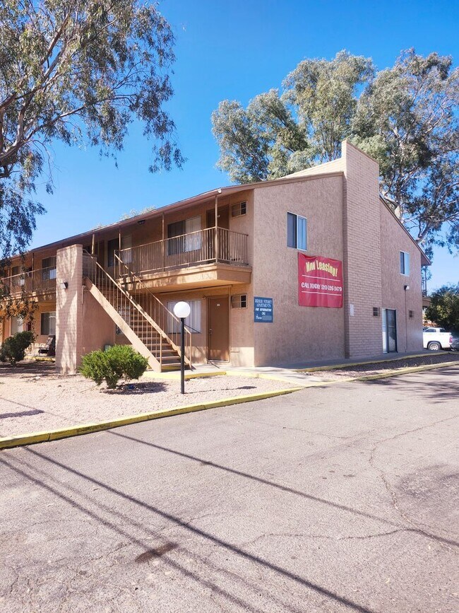 Photo - Jerrie Street Apartments