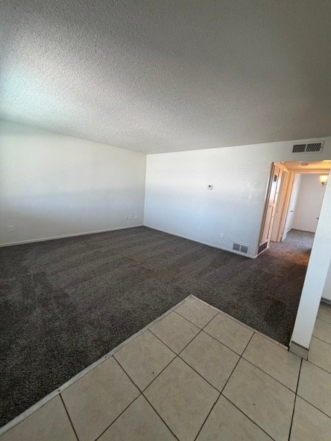Photo - 3044 N Fruit Ave Unidad Fruit #Q