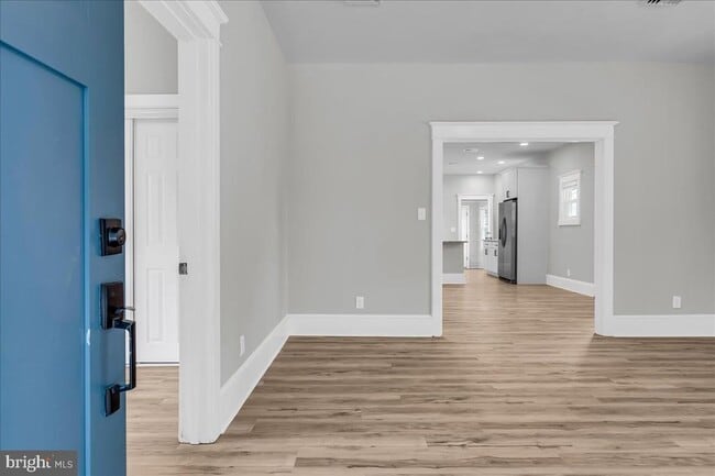 Photo - 315 E Christian St House