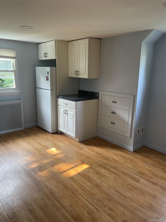 Photo - 140 Nassau Ave