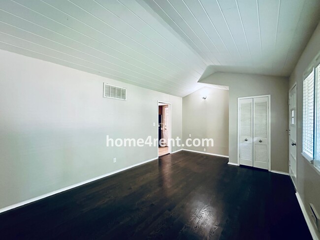 Photo - Attractive Prairie Village Ranch w/ FRESH ...