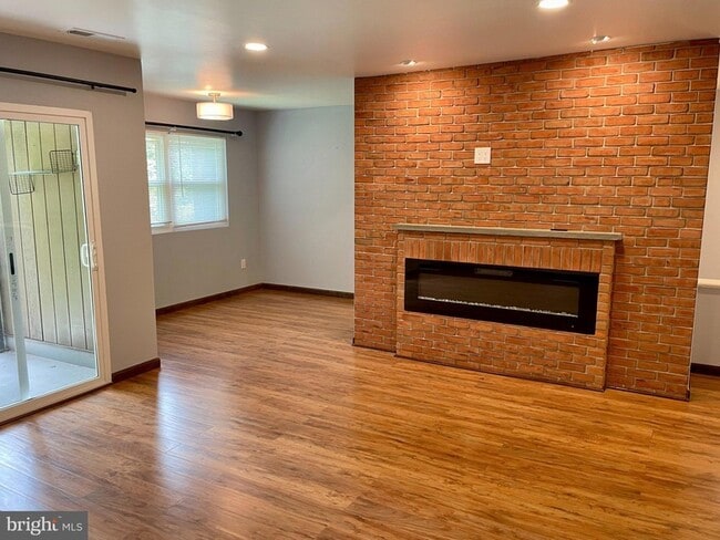 Photo - 506 Meadowview Ln Unit 506