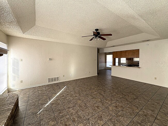 Photo - 2325 Tiffany Dr