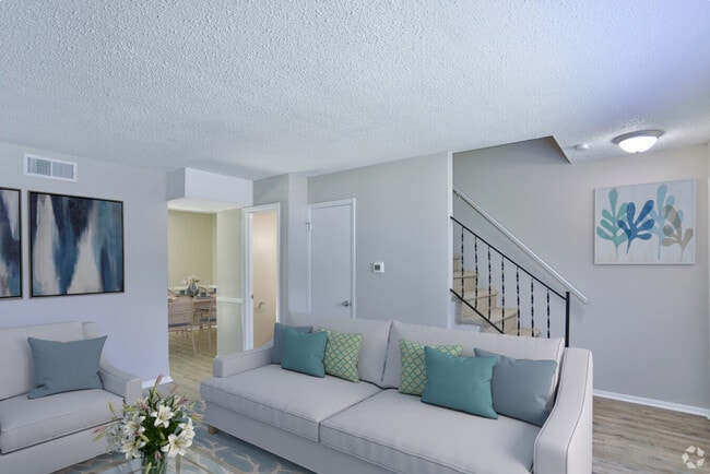 Photo - The Oaks at Monroe