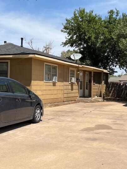 Photo - 1712 45th St