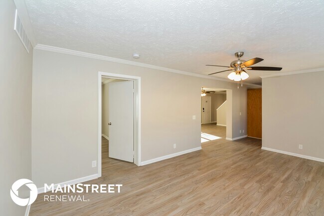 Photo - 2003 Somerset Pl