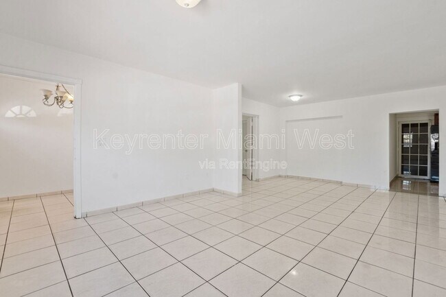 Photo - 1531 NW 34th Ave