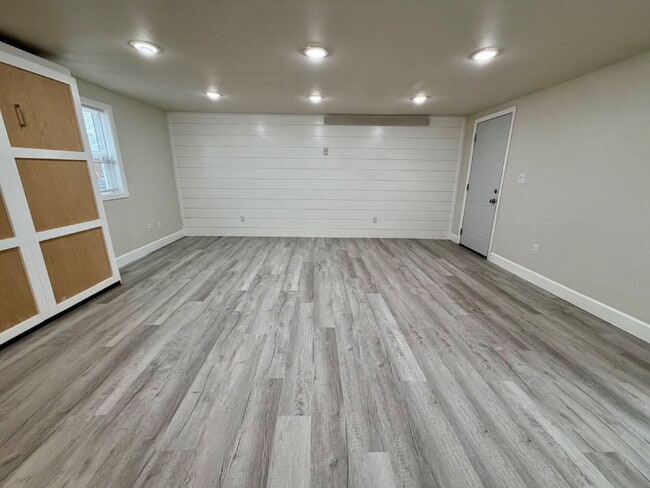 Large Updated Studio!