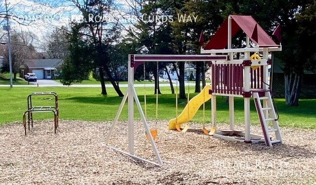 Photo - 631 Country Club Rd Unidad D