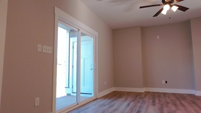 Photo - 231 Pineneedle Rd