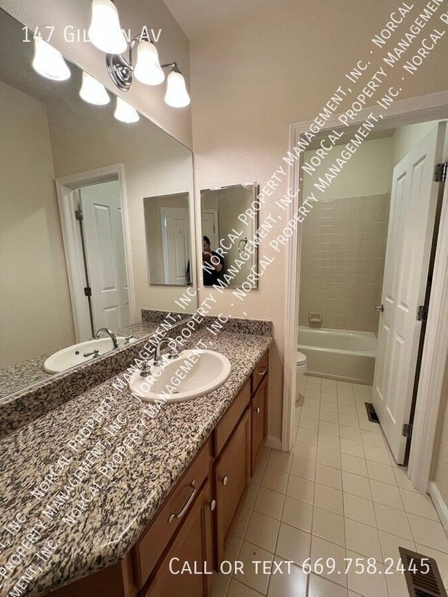 Photo - 147 Gilman Ave