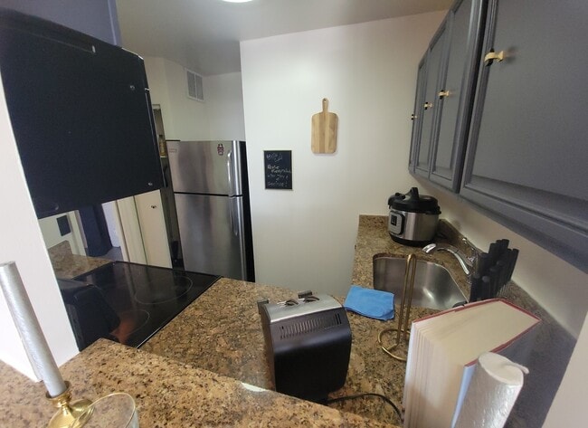 Photo - 5415 N Sheridan Rd Unit 3503