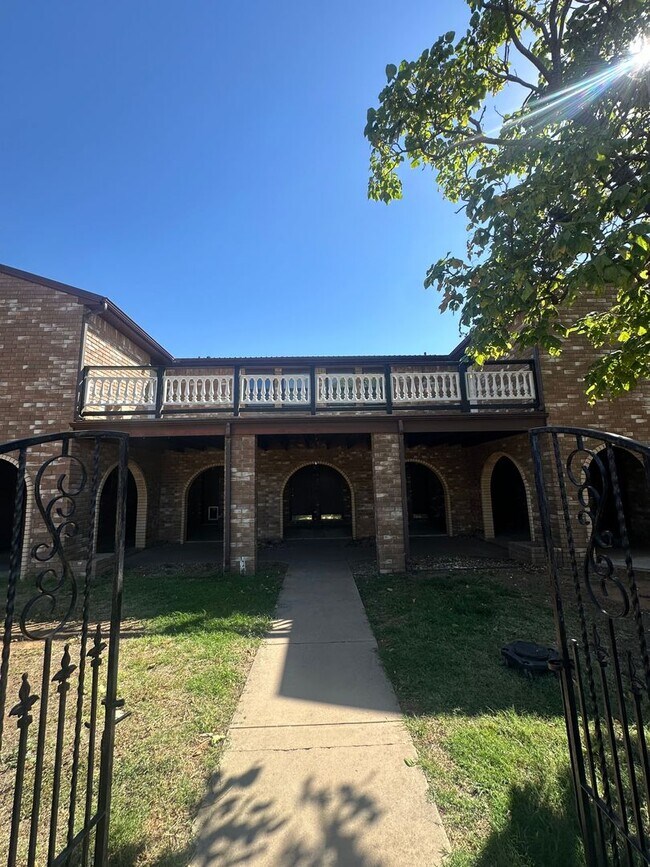 2201 N Norris St Apartment Unit D Clovis, NM