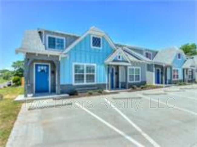 Photo - 2809 N Kentucky Ave Condo