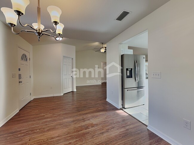 Photo - 9605 27th Ave E