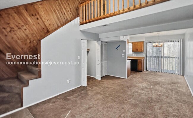 Photo - 3309 Pinewood Terrace