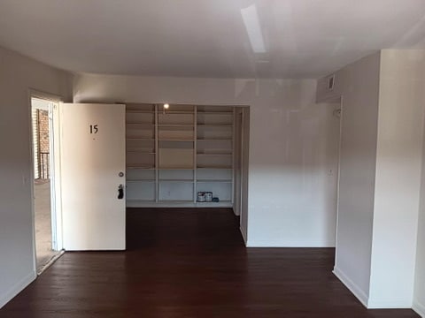 Photo - 370 Wallace Rd