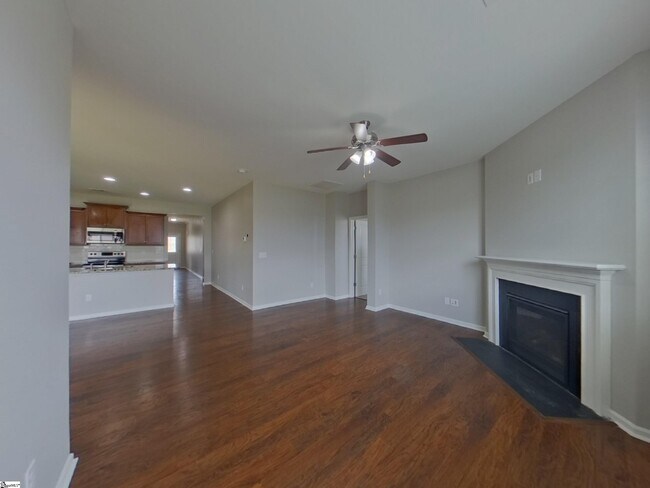 Photo - 312 New Spring Ln