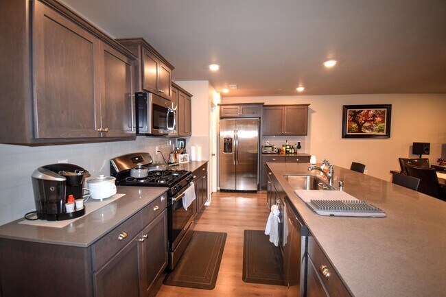 Photo - 3528 Hoffman Hill Blvd